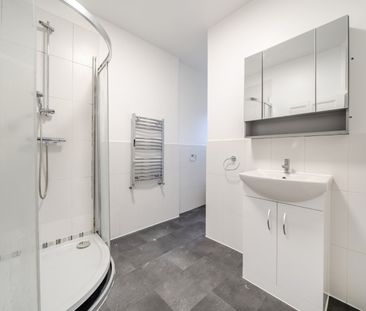 Courtney Road, London, SW19 - Photo 6