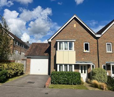 4 bedroom semi-detached house to rent - Photo 1