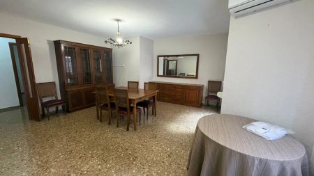 Piso de alquiler en Alejandra Soler, El Carme - Photo 5