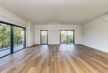 Apartamento T3 em Lisboa