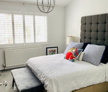 Stunning 3 Bedroom Family Home – Telford Park, SW2 - Photo 3