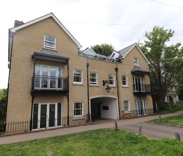 The Green Brentwood, Property for rent - Photo 4