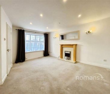 3 bedroom detached house to rent - Photo 2