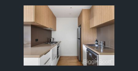 Spacious and Very Well Located - Photo 2