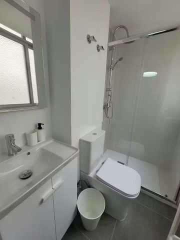 Carrer de Juan de Garay, Valencia, Valencian Community 46017 - Photo 2