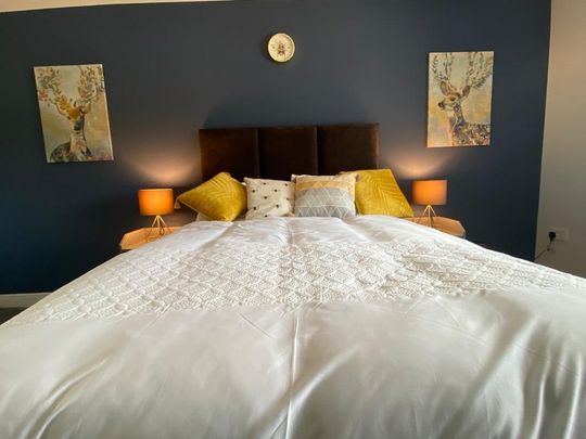 1 bedroom in a house share to rent - Photo 1