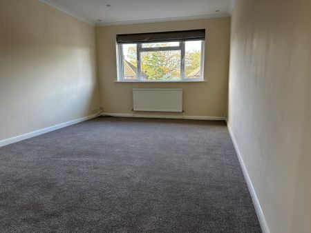 2 bedroom maisonette to rent - Photo 3
