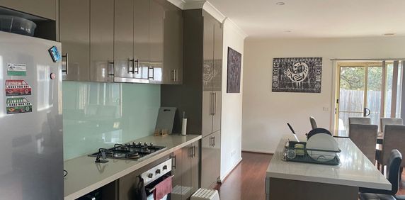 8A Cootamundra Drive, Doveton - Photo 2