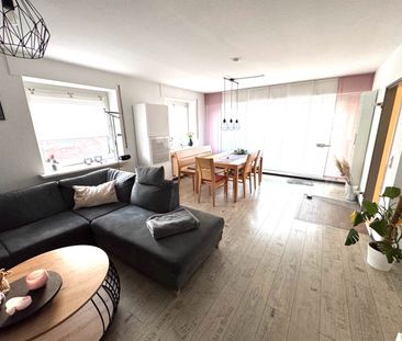 Lichtdurchflutete 3-Zi.-Whg, schöner Südbalkon 1. OG GT-Hollen - Foto 1