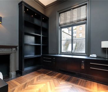 Rare opportunity to rent an entire house located on one of the most... - Photo 4