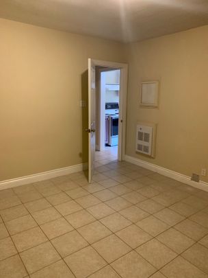 For Lease - 3430 Lakeshore Boulevard Unit# 3, Toronto, Ontario - Photo 1