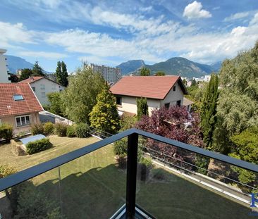 Location Appartement 2 pièces 49m² GRENOBLE 38100 - Photo 2