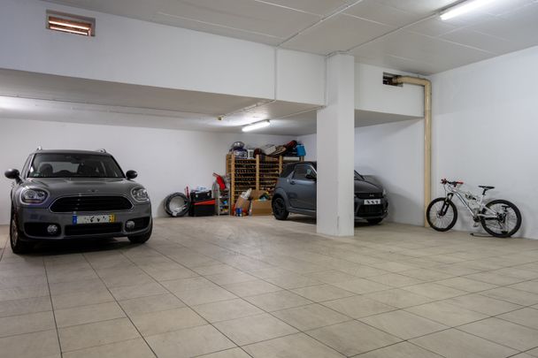 Apartamento T4 Duplex de Luxo com Vista Mar no Coração do Estoril - Photo 1