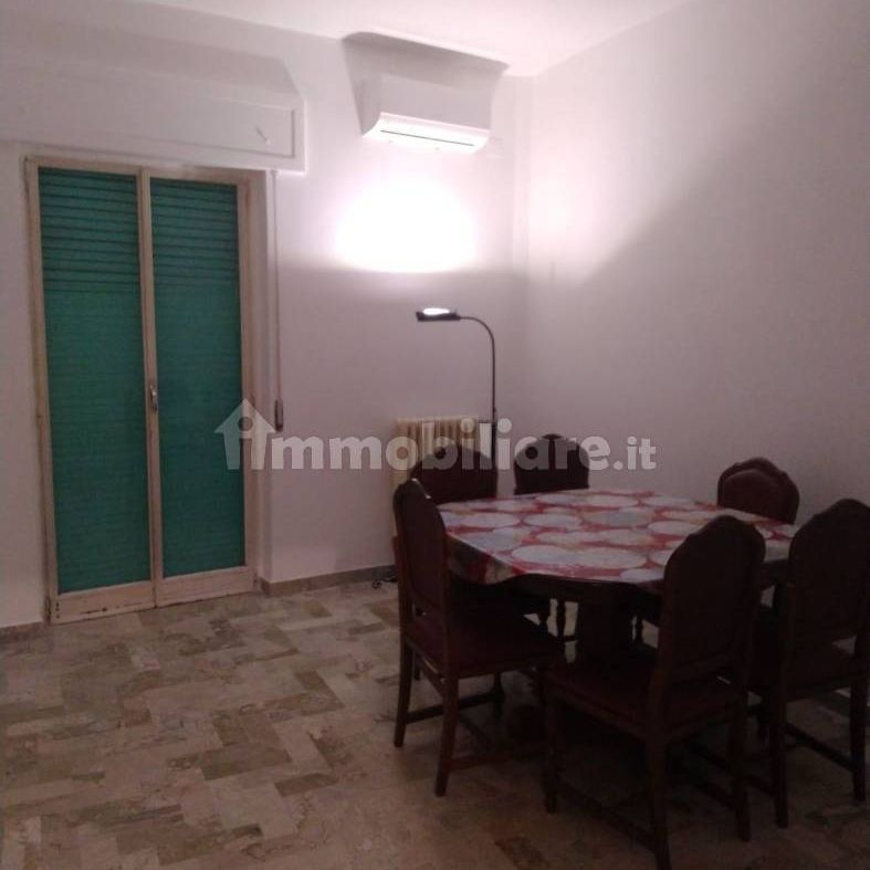 Trilocale via Giovanni Pascoli 10, Centro, Ginosa - Foto 1