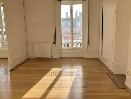 T4 avec 2 chambres - refait à neuf - Photo 5