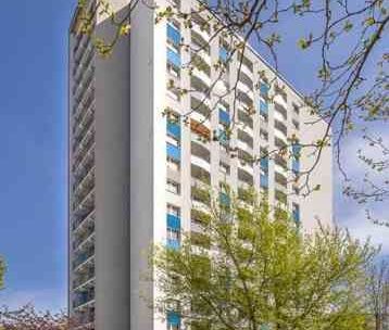 2-Zimmerwohnung mit Balkon, Aufzug und tollem Blick über Dresden! - Foto 4