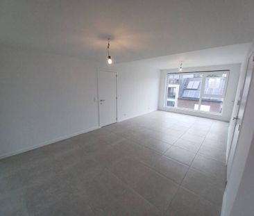 BEN- APPARTEMENT MET 2 KAMERS, GROOT TERRAS EN GARAGE VLAKBIJ DE MA... - Photo 1