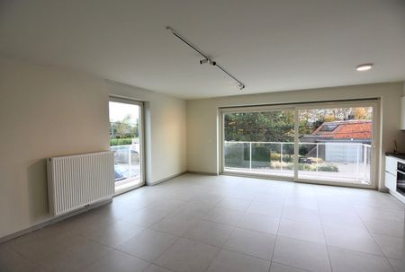 Mooi 2-slpk appartement tussen Roeselare en Rumbeke - Photo 4