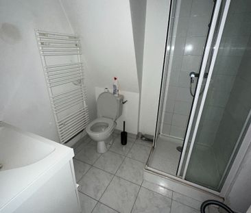 Location Appartement 1 pièce 22m² - Photo 3