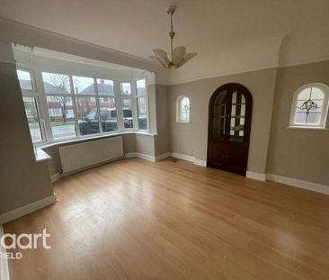 3 bedroom semi-detached house to rent - Photo 6