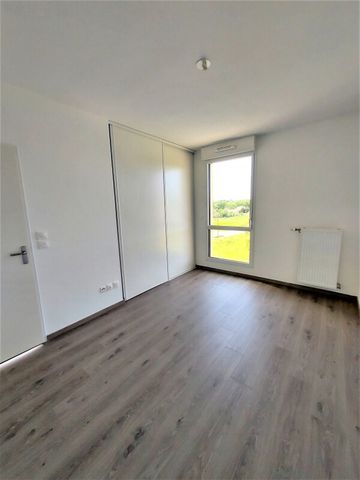 Location Appartement 2 pièces 50m² CORNEBARRIEU 31700 - Photo 2