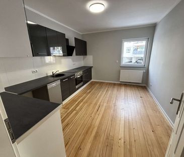 KL - Nähe Klinikum, 2,5 ZKB, Einbauküche "ERSTBEZUG NACH SANIERUNG"... - Foto 3