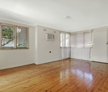 Charmingly Maintained: Your Neat and Tidy Haven !!! - Photo 5