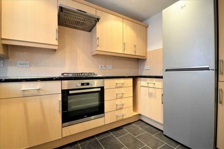 2 bedroom terraced house to rent - Photo 5