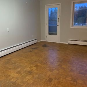 For Lease - 41 Parkside Drive Unit# 303, St. Thomas, Ontario - Photo 2
