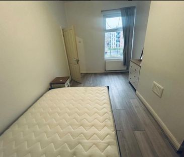 4 bedroom house of multiple occupation to rent - Photo 6