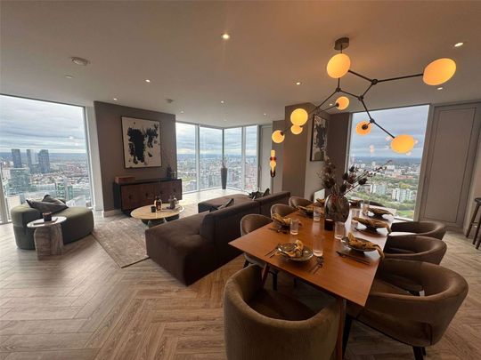 Exceptional Fully Furnished Three Double Bedroom Penthouse Apartment with unrivalled facilities in the Exclusive Cortland Development, Colliers Yard. - Photo 1