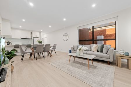 3/52 Lower Dandenong Road, Parkdale VIC 3195 - Townhouse For Rent | Domain - Photo 4
