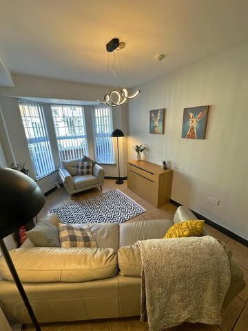 Room 5, 40 Melrose St, Belfast, BT9 7DN - Photo 4