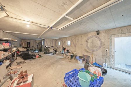 SPACIOUS STANDING IDEAL FOR FAMILY - Photo 2