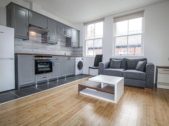 Apt 10, George House - Photo 1