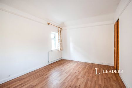 3 bedroom house to rent Mullway, SG6 - Photo 3