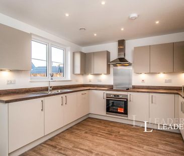 4 bedroom detached house to rent - Photo 6