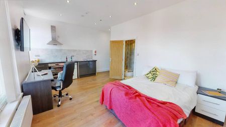 Studio to rent - Photo 2