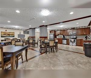 55+ Studio Apartment For Rent Griesbach Edmonton - Photo 3