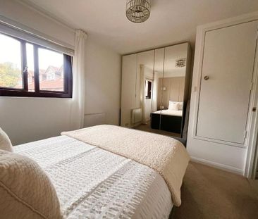 1 bedroom end of terrace house to rent - Photo 2