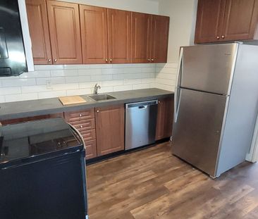 For Lease - 170 Holborne Avenue Unit# 2, Toronto, Ontario - Photo 3