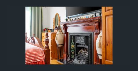 4-Bedroom Home in Prime Werribee Location - Photo 4