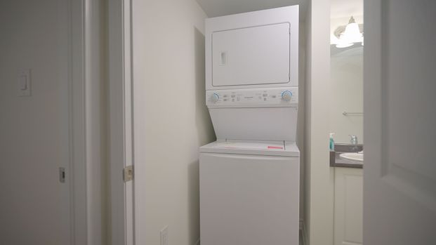 For Lease - 2789 Eglinton Avenue Unit# 430, Toronto, Ontario - Photo 1