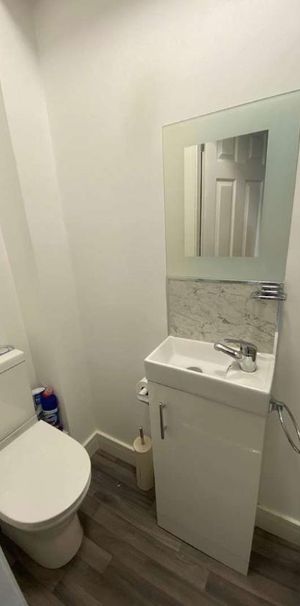 Grangefield Avenue, DN11 - Photo 1