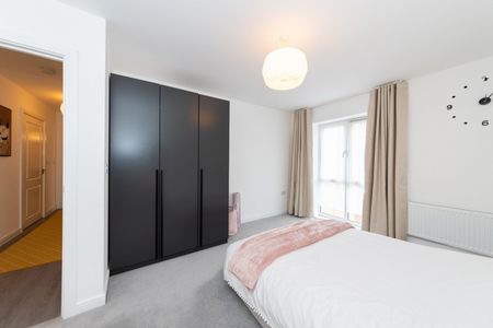 2 Bed Flat, Nightingale Way, RG30 - Photo 4