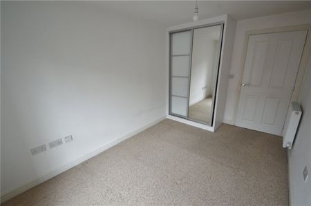 Chadwick Road, Slough, Berkshire,SL3 - Photo 5