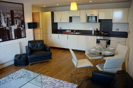 2 Bed Flat, Venice Corte, SE13 - Photo 4