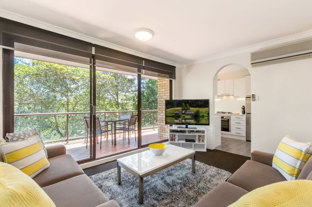 Fully-furnished Contemporary One Bedroom Apartment - Inspect by Appointment - Photo 1