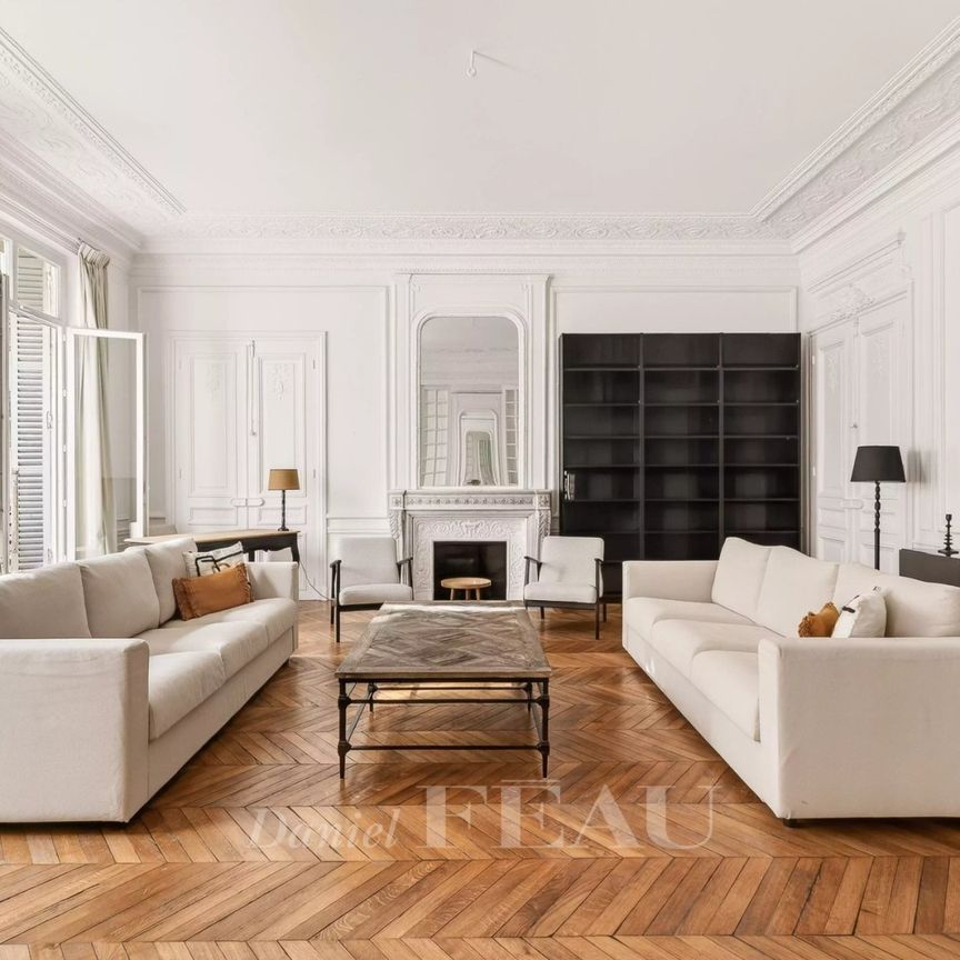 Tout savoir sur cet appartement dans le quartier Courcelles-Wagram, à Paris 17ème - Photo 1
