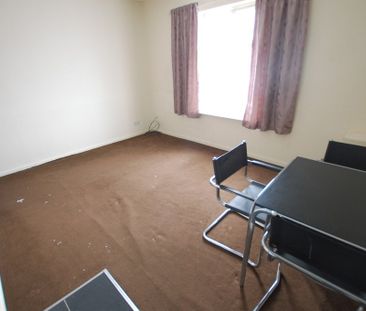 Market Street Little Lever Bolton Lancashire - Photo 4